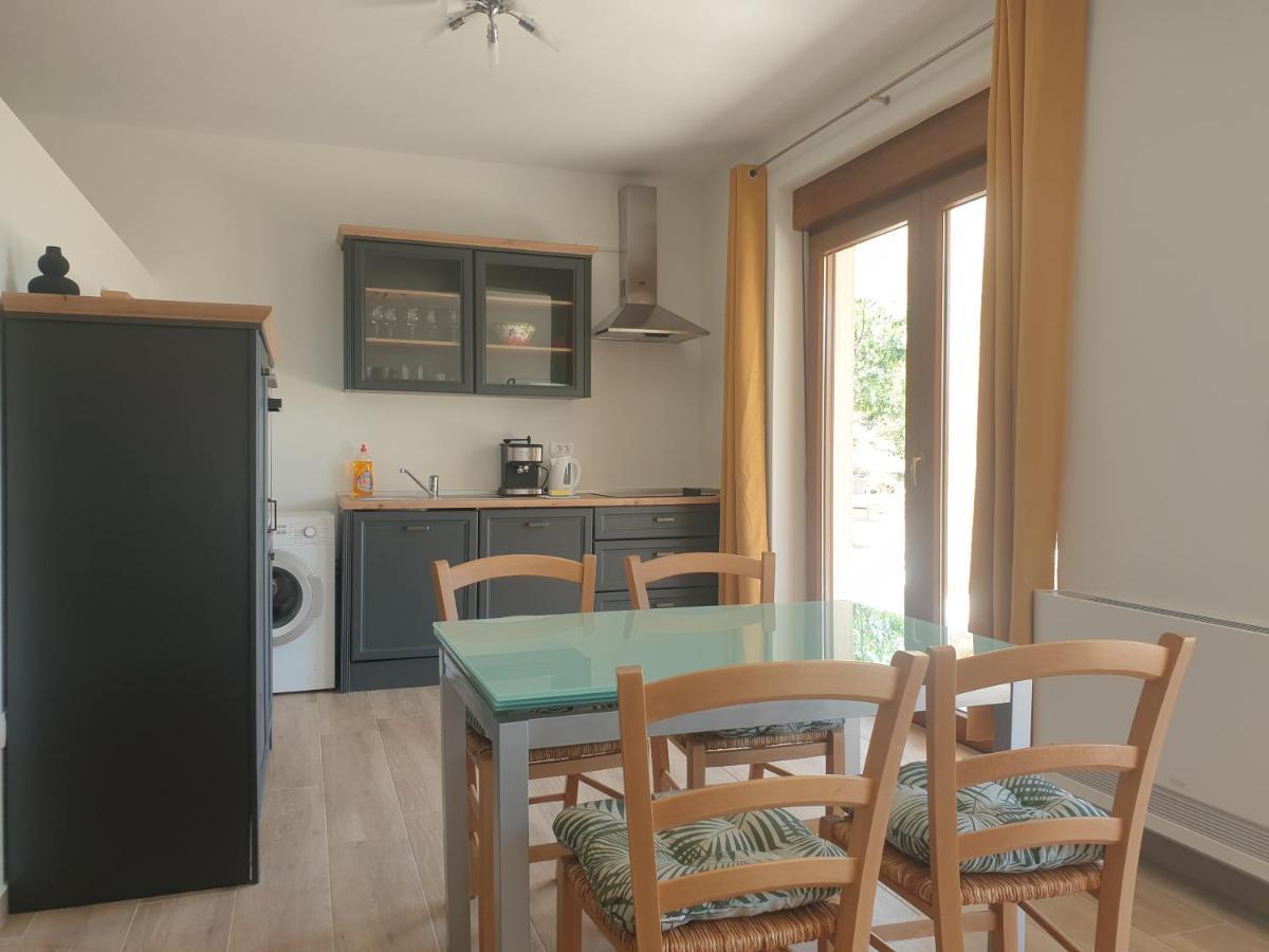 Villa Istra Divsici Екстер'єр фото